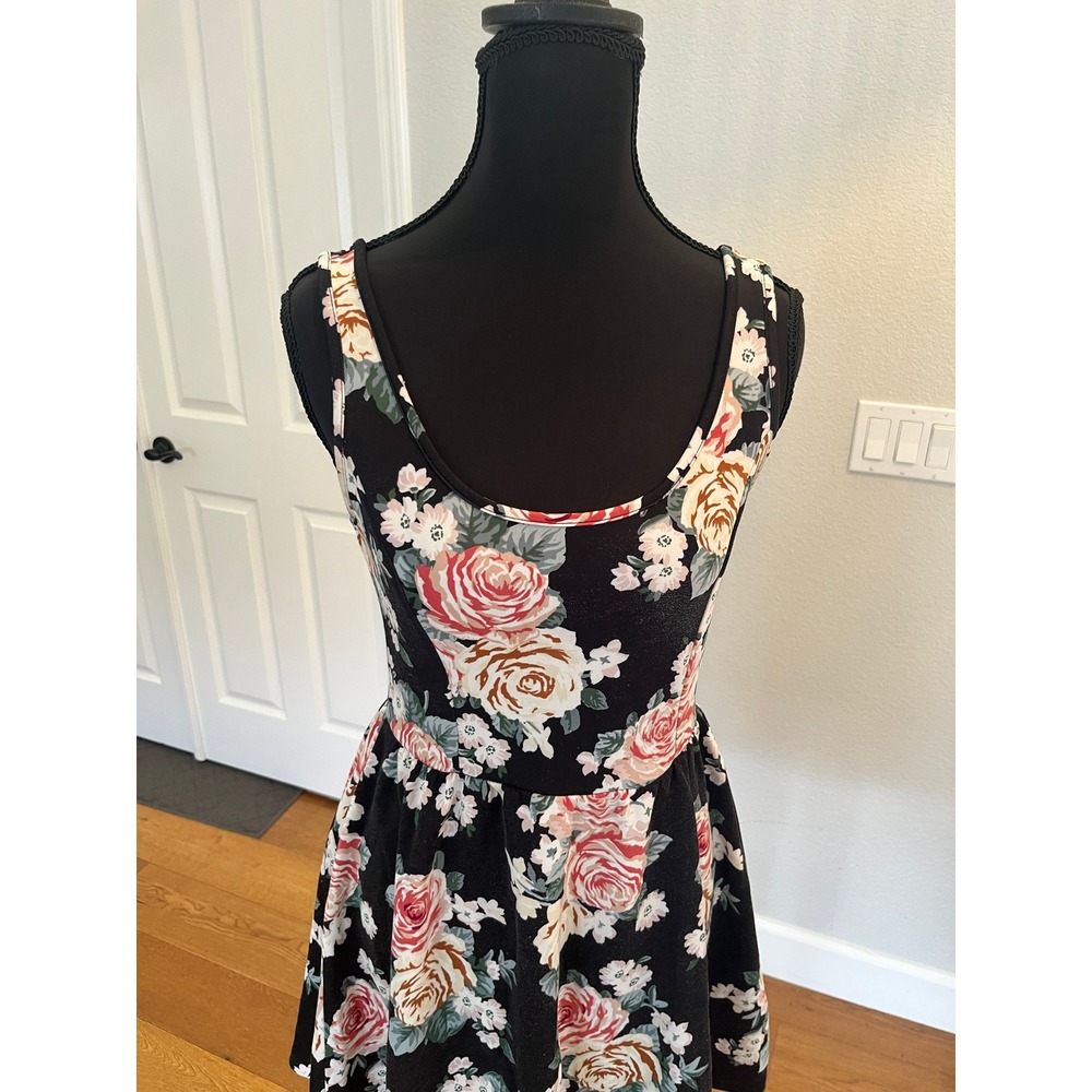 Floral Print Skater Mini Dress Black Rose Scoop Neck Sleeveless A Line Size S - Picture 9 of 14